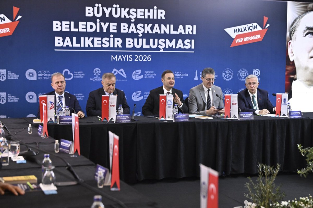 Başkan Seçer, ‘Büyükşehir Belediye Başkanları Balıkesir Buluşması’na Katıldı