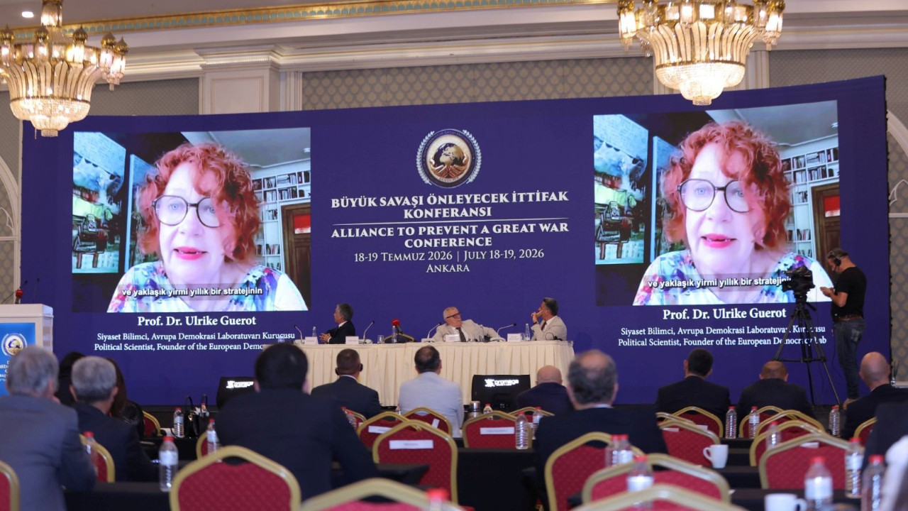 Alman Profesörden Tarihi Çağrı: NATO’nun Sonu Geldi, Yüzümüzü Avrasya ve Türkiye'ye Dönmeliyiz!