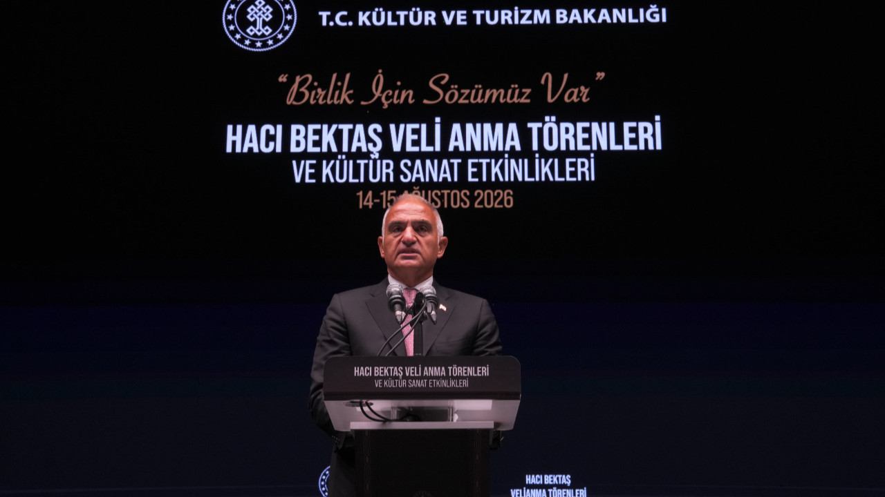 Bakan Ersoy: ''İnsanlığa gereken reçete açık: Bir olalım, iri olalım, diri olalım''