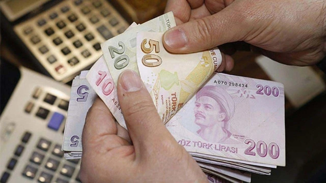Emekliler dikkat: Geçmiş prim borcu olanların maaşından %10 kesinti yapılacak!