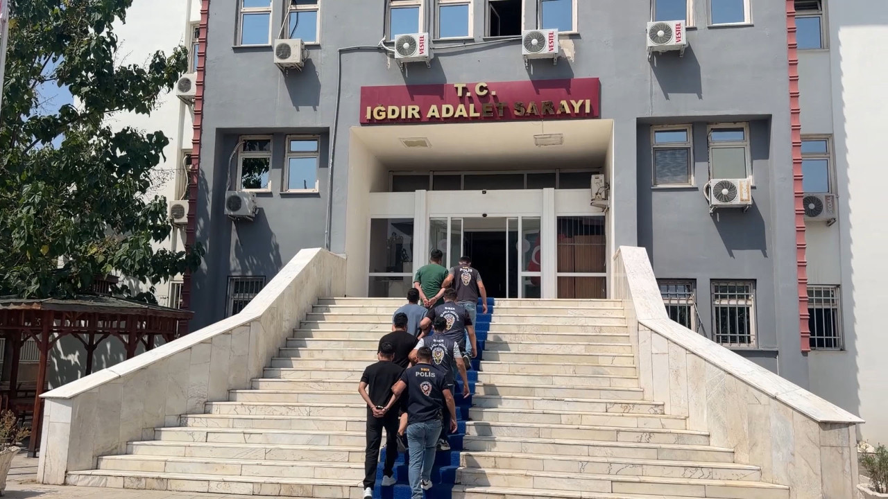 Hesap kiralama yöntemiyle milyonluk işlem iddiası: 4 şüpheli tutuklandı
