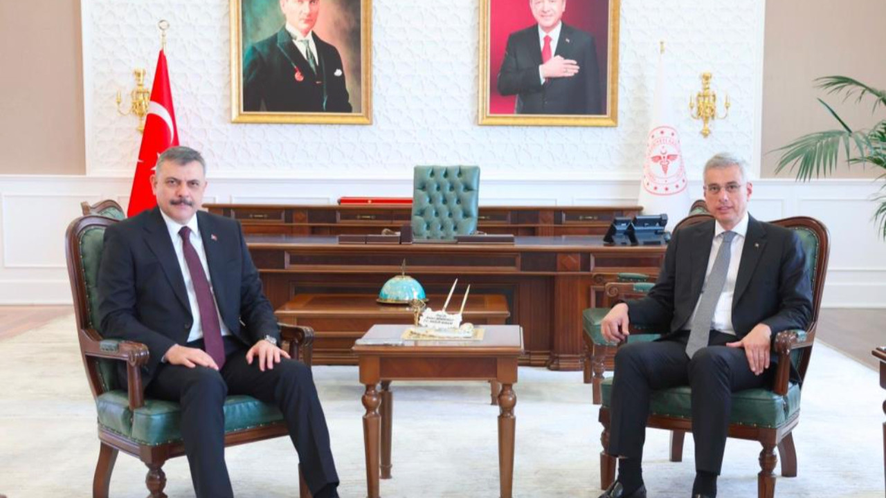 İçişleri Bakanı Çiftçi'den Sağlık Bakanı Memişoğlu'na ziyaret