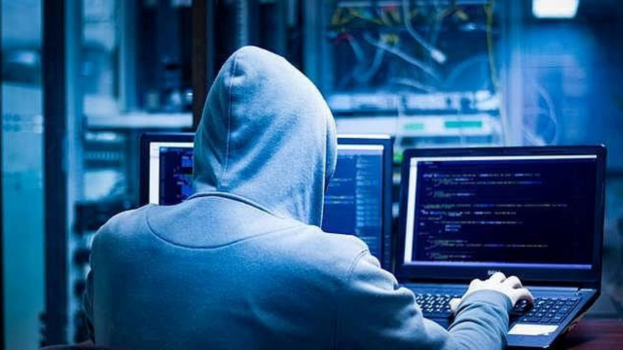 İçişleri Bakanlığı duyurdu! 18 ilde dev siber operasyonu: 37 kişi tutuklandı