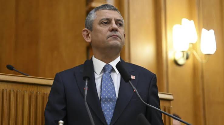 Özgür Özel’den İlk Grup Toplantısında İktidar Vurgusu