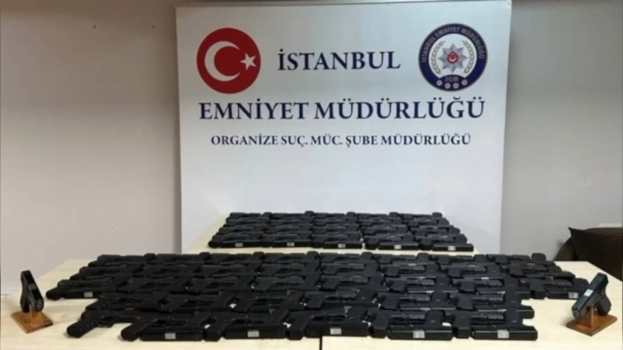 İstanbul Sarıyer'de silah kaçakçılığı operasyonu: 113 tabanca ele geçirildi