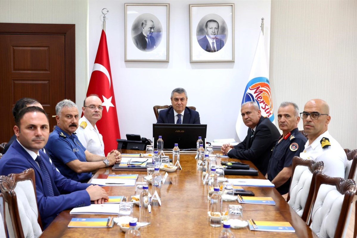 Mersin Valisi Atilla Toros Başkanlığında, Güvenlik ve Asayiş Değerlendirme Toplantısı Gerçekleştirildi