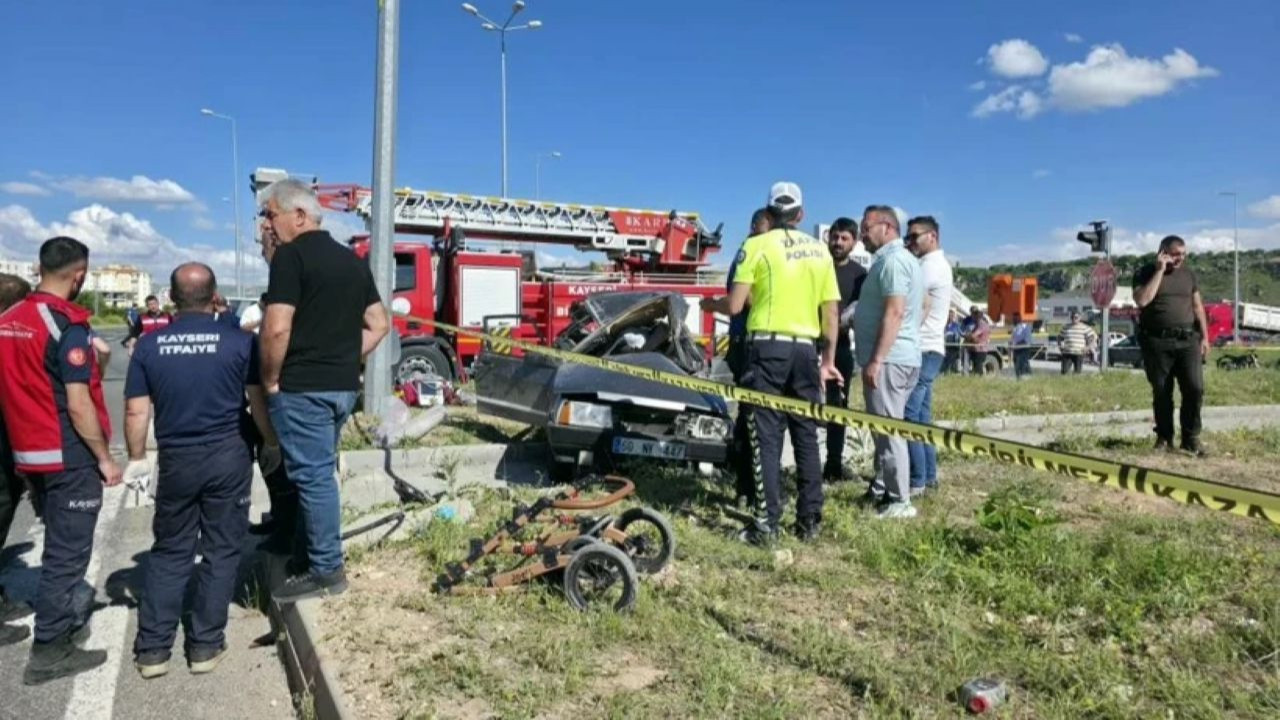 Kayseri'de feci kaza: Kavşak kan gölüne döndü! 3 ölü, 5 yaralı