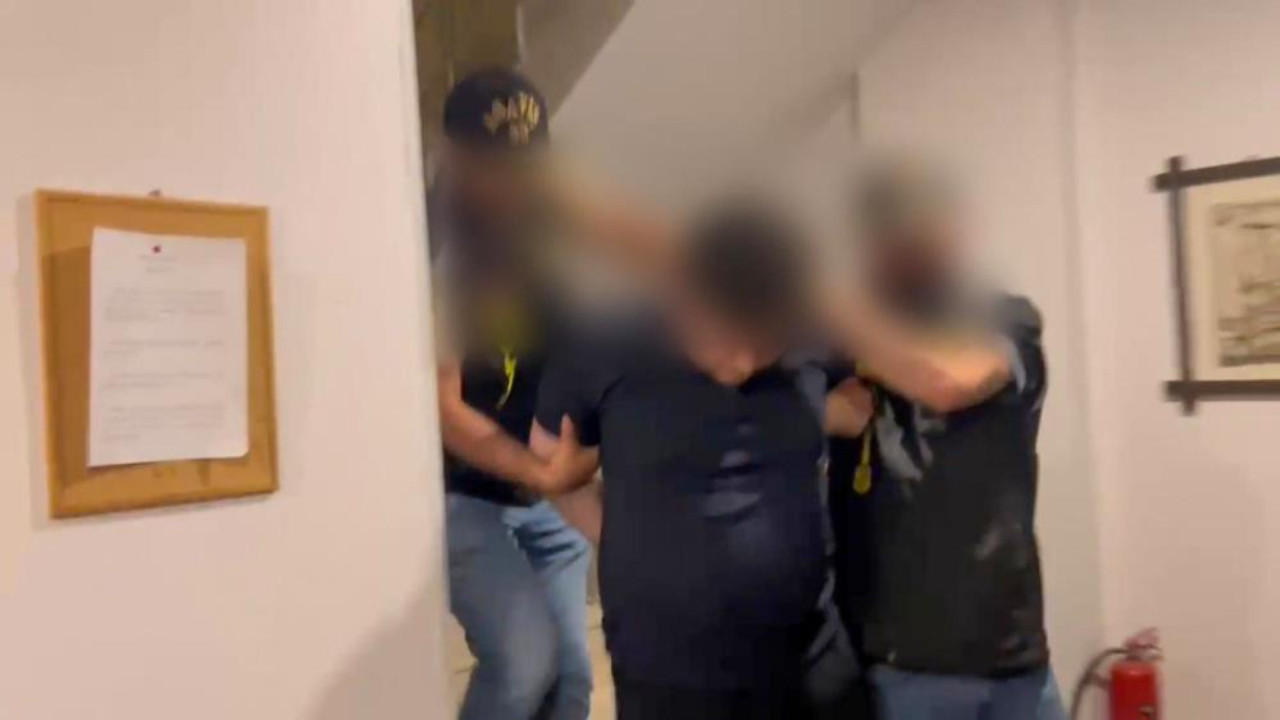 Kırmızı bültenle aranan uluslararası uyuşturucu kaçakçısı Mersin'de yakalandı