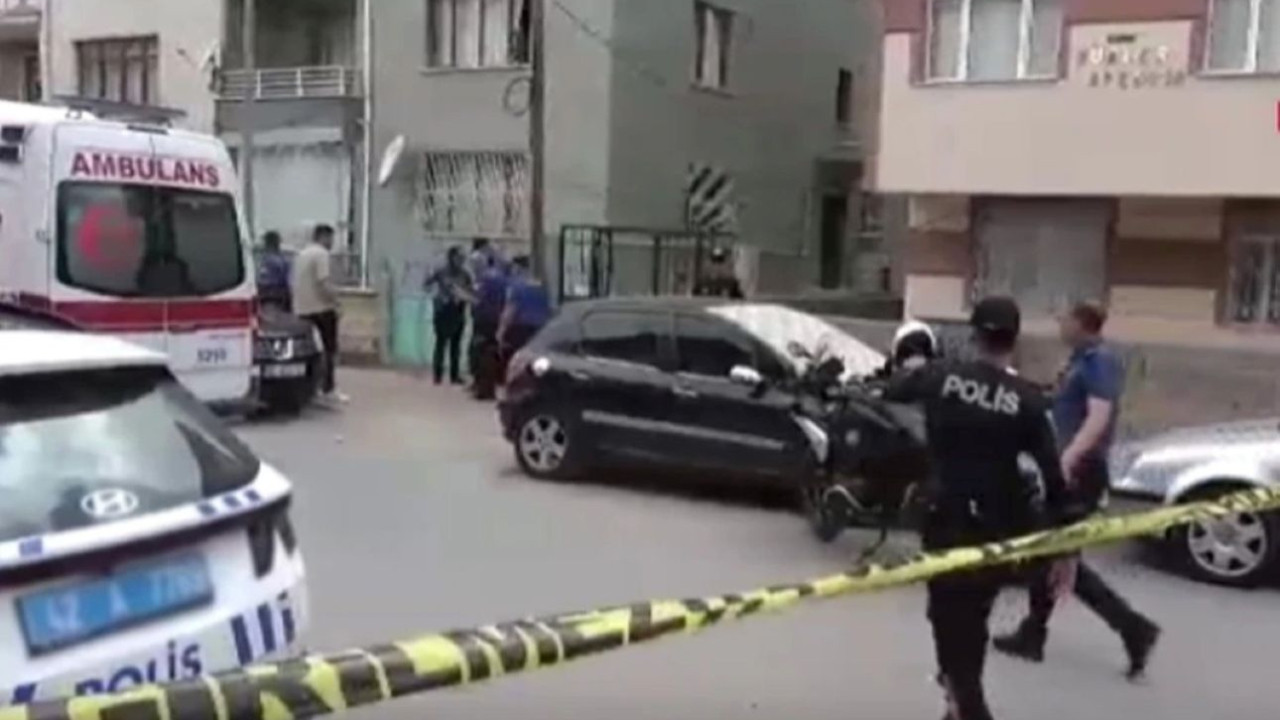Konya'da vahşet: Üvey annesi ve kız kardeşinin boğazını kesti!