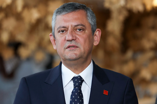 Özel, Eğitim-İş Heyetini CHP Genel Merkezi’nde ağırladı