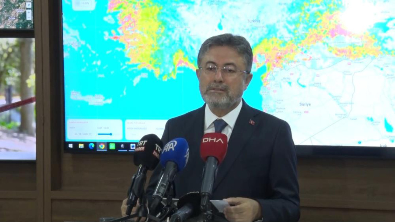 Tarım ve Orman Bakanı Yumaklı açıkladı: 260 yangından 258'i kontrol altında