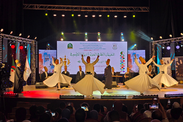 Tasavvuf Musikisi ve Sema Topluluğu Cezayir’de festivalde sahne aldı