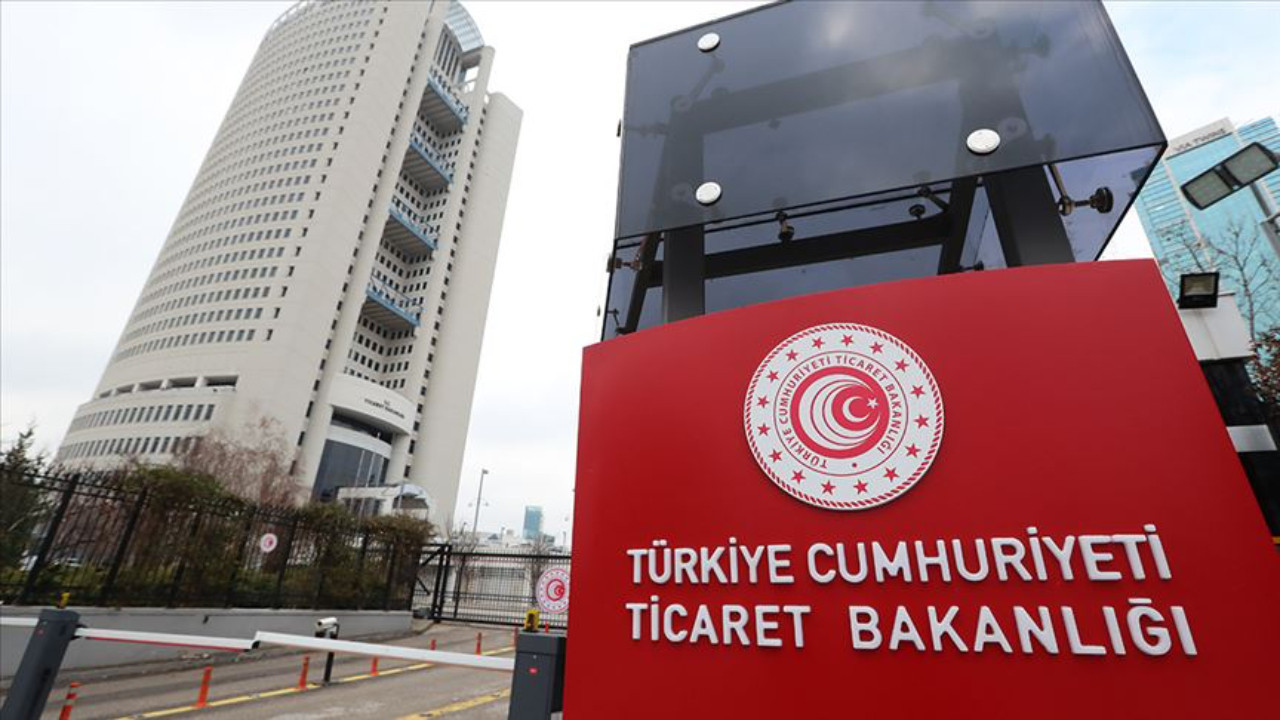Ticaret Bakanlığı duyurdu: Otomotiv sektörü 2025'te cumhuriyet tarihi rekorunu kırdı
