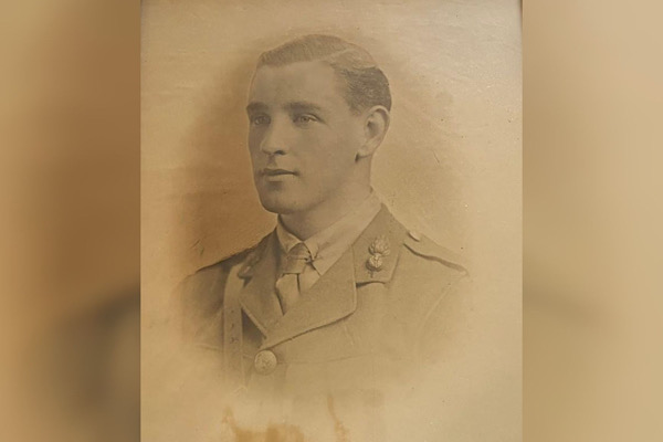 Türk askerinin merhametine şahit olan İskoç teğmen