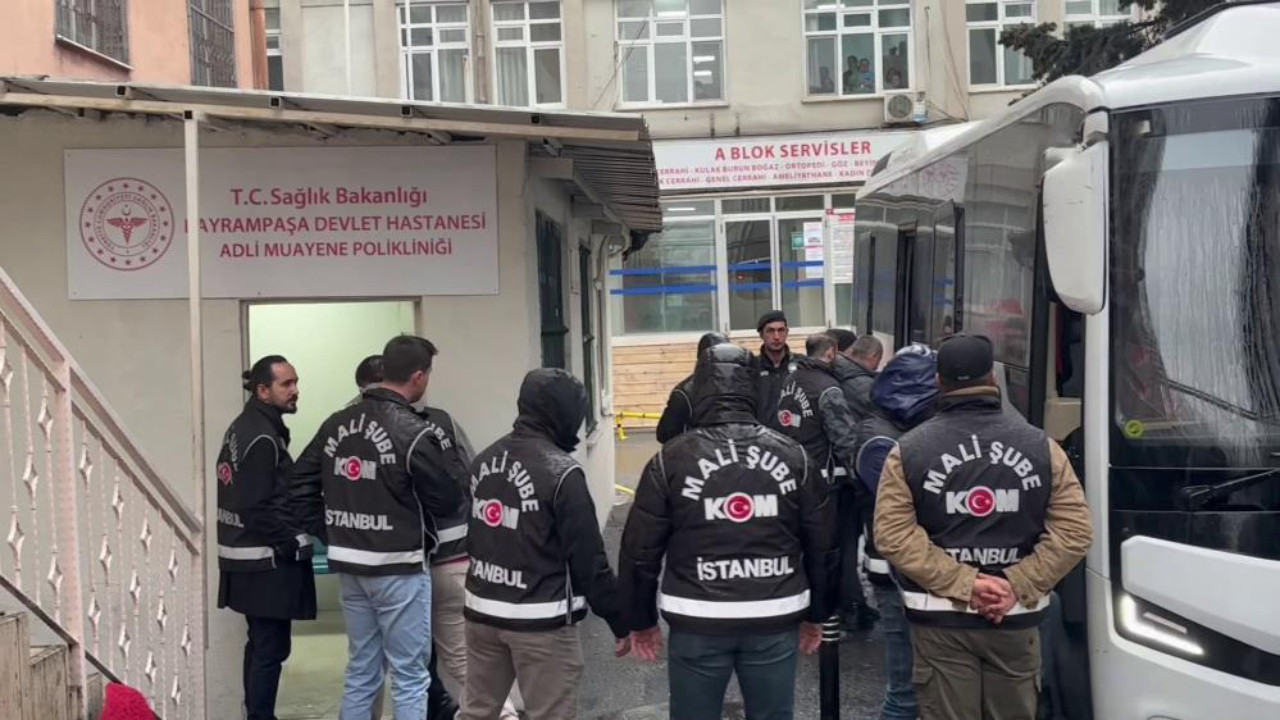 Uşak Belediyesine rüşvet ve usulsüzlük operasyonu: Belediye Başkanı Özkan Yalım ve 12 şüpheli adliyeye sevk edildi